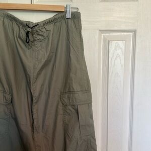 Never worn- Cargo Skirt